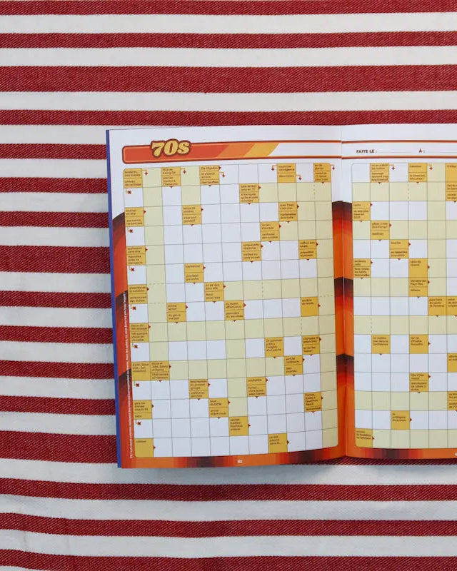grille de mots fléchés niveau chaud ouverte sur la page années 70