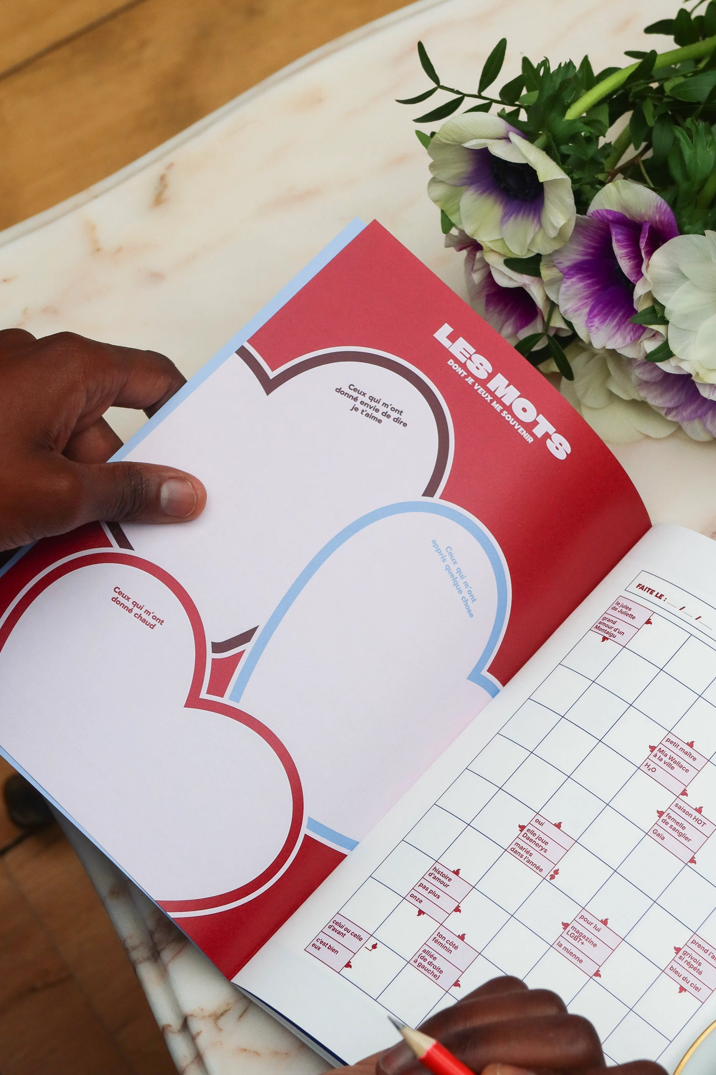 mots fléchés grillé sur la page mot